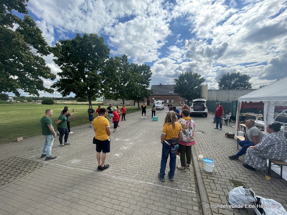 2025-08-02 Sommerfest u. 10. Geb 07
