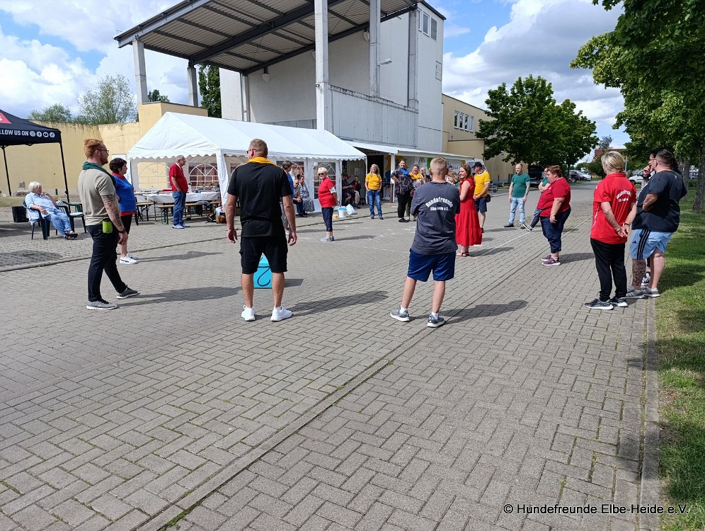 2025-08-02 Sommerfest u. 10. Geb 09